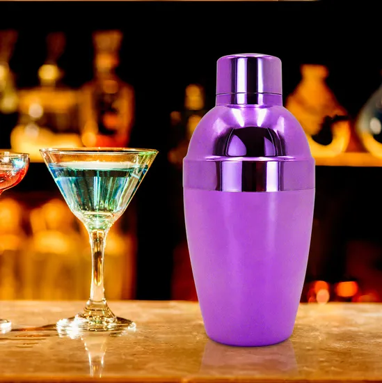 Fabrications Boston Style 28 Oz Cocktail Drink Shaker with Clean Class